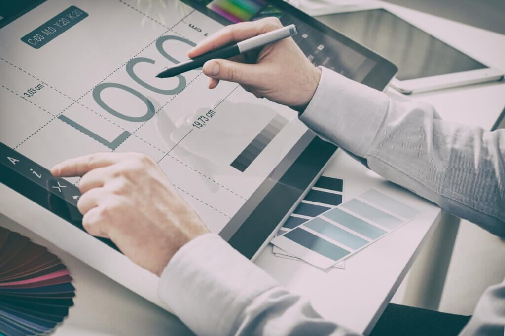 Разработка корпоративной символики